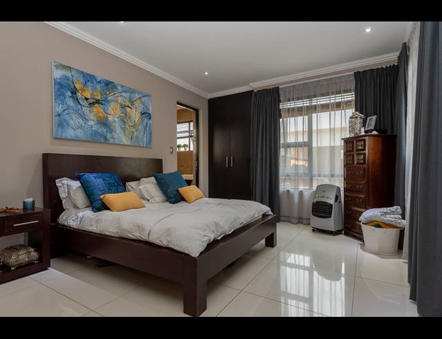 4 BEDROOM HOUSE FOR SALE IN EYE OF AFRICA ESTATE
